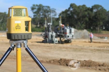 Topcon mmGPS for Concrete Pavers