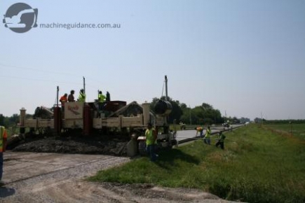 Topcon Millimeter GPS Paver System